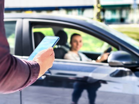 Who Is Responsible For a Rideshare Accident?
