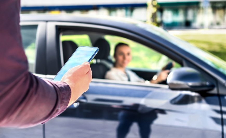 Who Is Responsible For a Rideshare Accident?